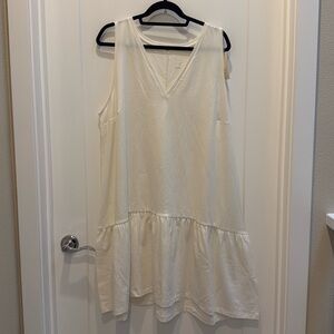 A NEW DAY - V-neck, sleeveless dress.  2X NWT